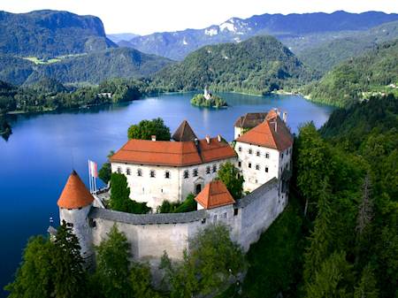 DU LỊCH CHÂU ÂU: Ý - SLOVENIA - ÁO - SÉC