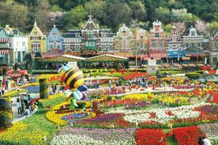 CHƠI QUÊN LỐI VỀ Ở CÔNG VIÊN GIẢI TRÍ EVERLAND