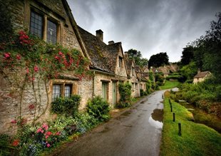 Ngôi làng cổ xinh đẹp nhất nước Anh