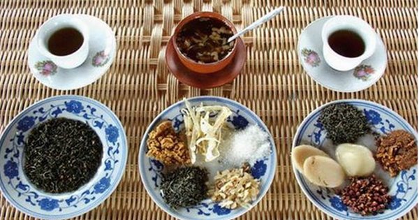 Tam-tra-dao-Dai-Ly-tour-Le-Giang-Du-lich-Trung-Quoc-Happytours-4