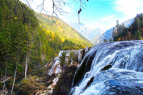 Thiên-đường-Cửu-Trại-Câu-8-Happytours