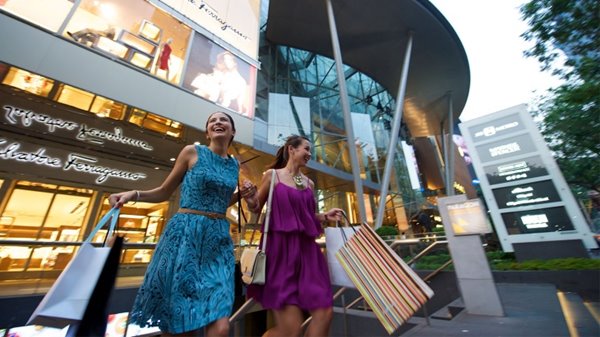 mua-quà-lưu-niệm-tại-singapore-2-happytours