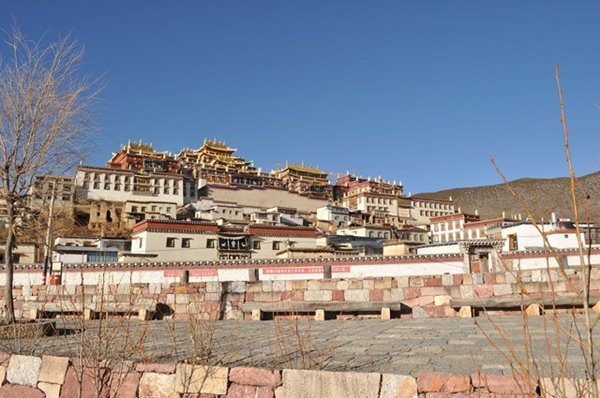 tu-vien-Song-zhan-lin-shang-ri-la-2